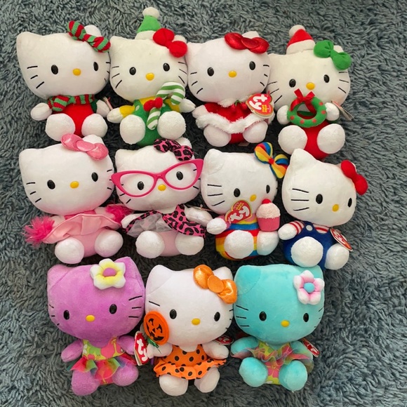 NWOT HELLO KITTY BEANIES - Picture 1 of 8